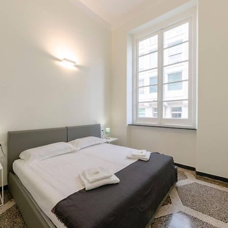 Joivy Elegant Flat For 7, In The Heart Of Genoa Appartement Buitenkant foto