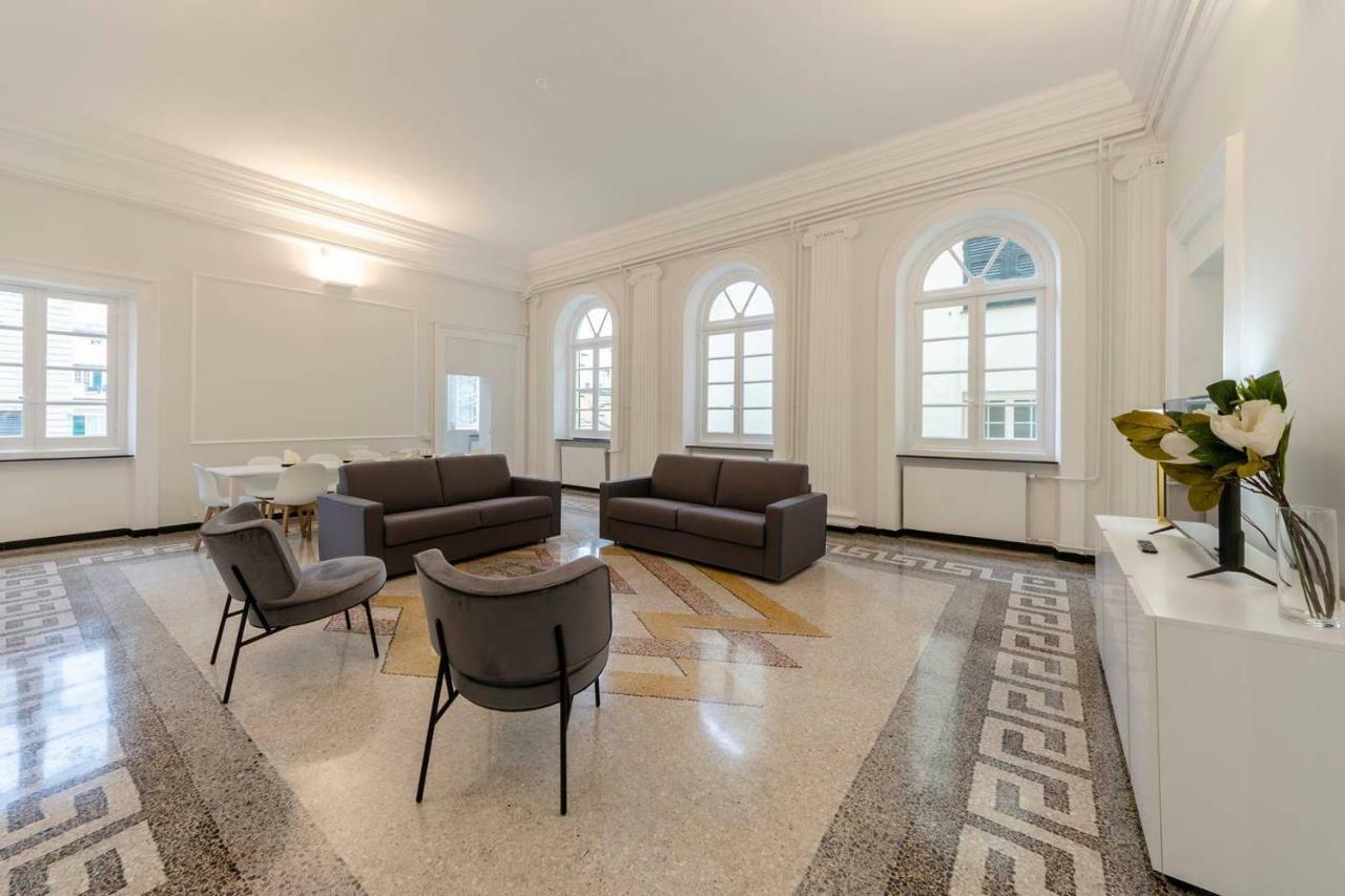 Joivy Elegant Flat For 7, In The Heart Of Genoa Appartement Buitenkant foto