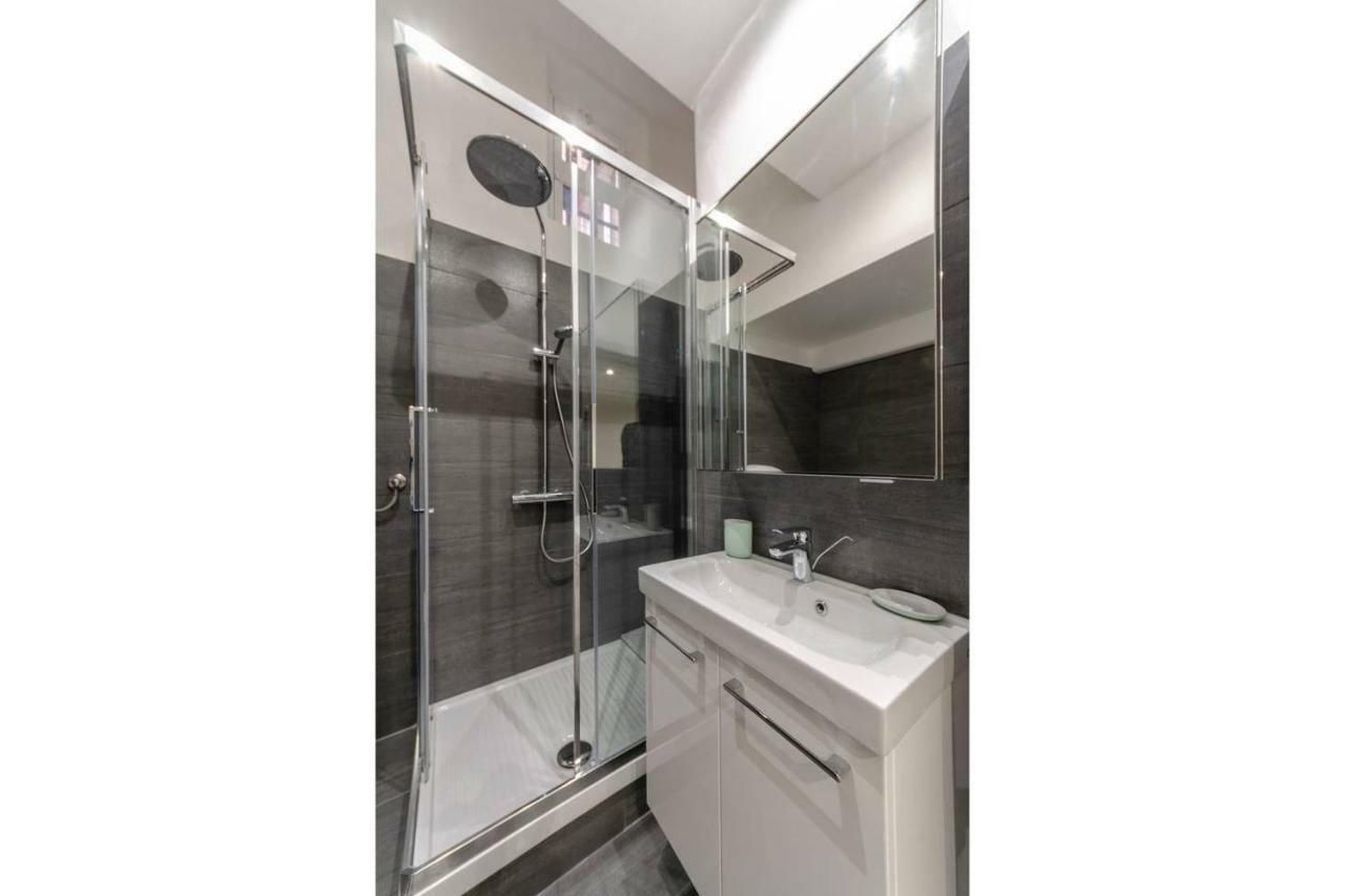 Joivy Elegant Flat For 7, In The Heart Of Genoa Appartement Buitenkant foto