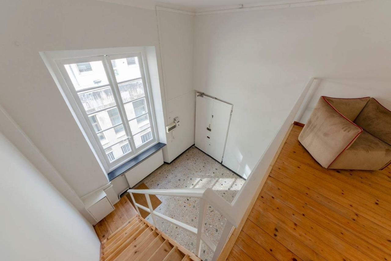 Joivy Elegant Flat For 7, In The Heart Of Genoa Appartement Buitenkant foto