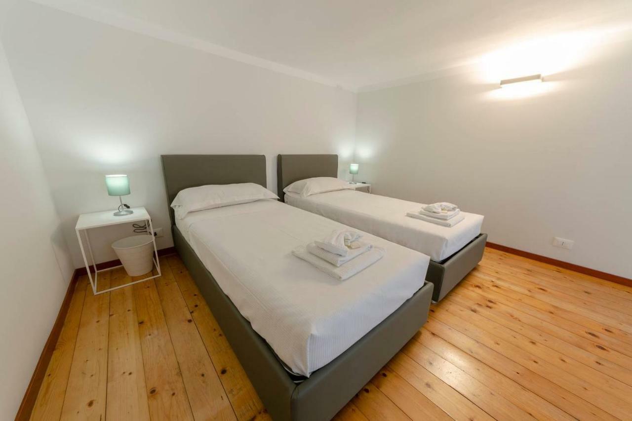 Joivy Elegant Flat For 7, In The Heart Of Genoa Appartement Buitenkant foto
