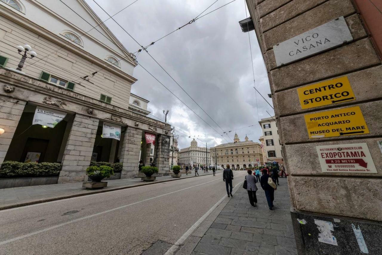 Joivy Elegant Flat For 7, In The Heart Of Genoa Appartement Buitenkant foto