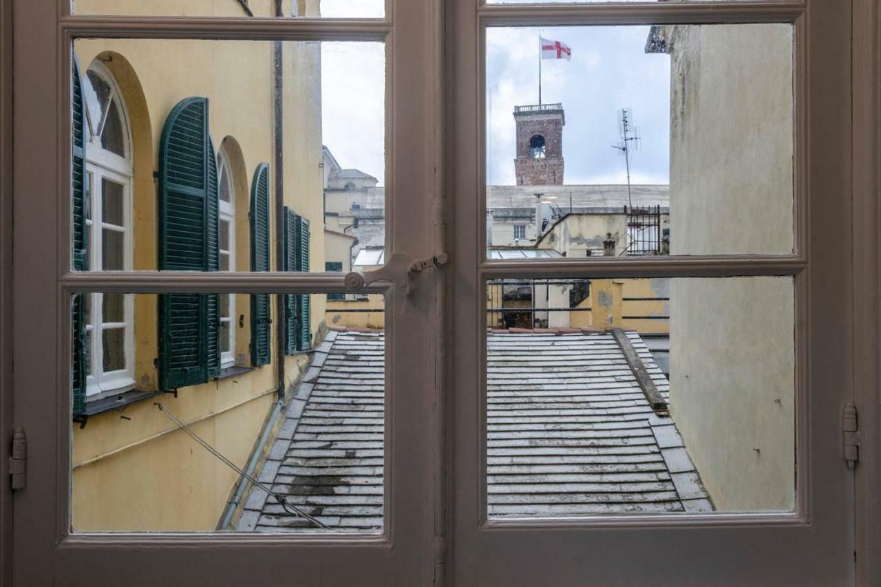 Joivy Elegant Flat For 7, In The Heart Of Genoa Appartement Buitenkant foto