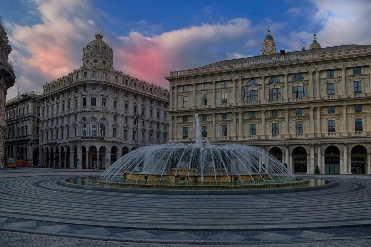 Joivy Elegant Flat For 7, In The Heart Of Genoa Appartement Buitenkant foto